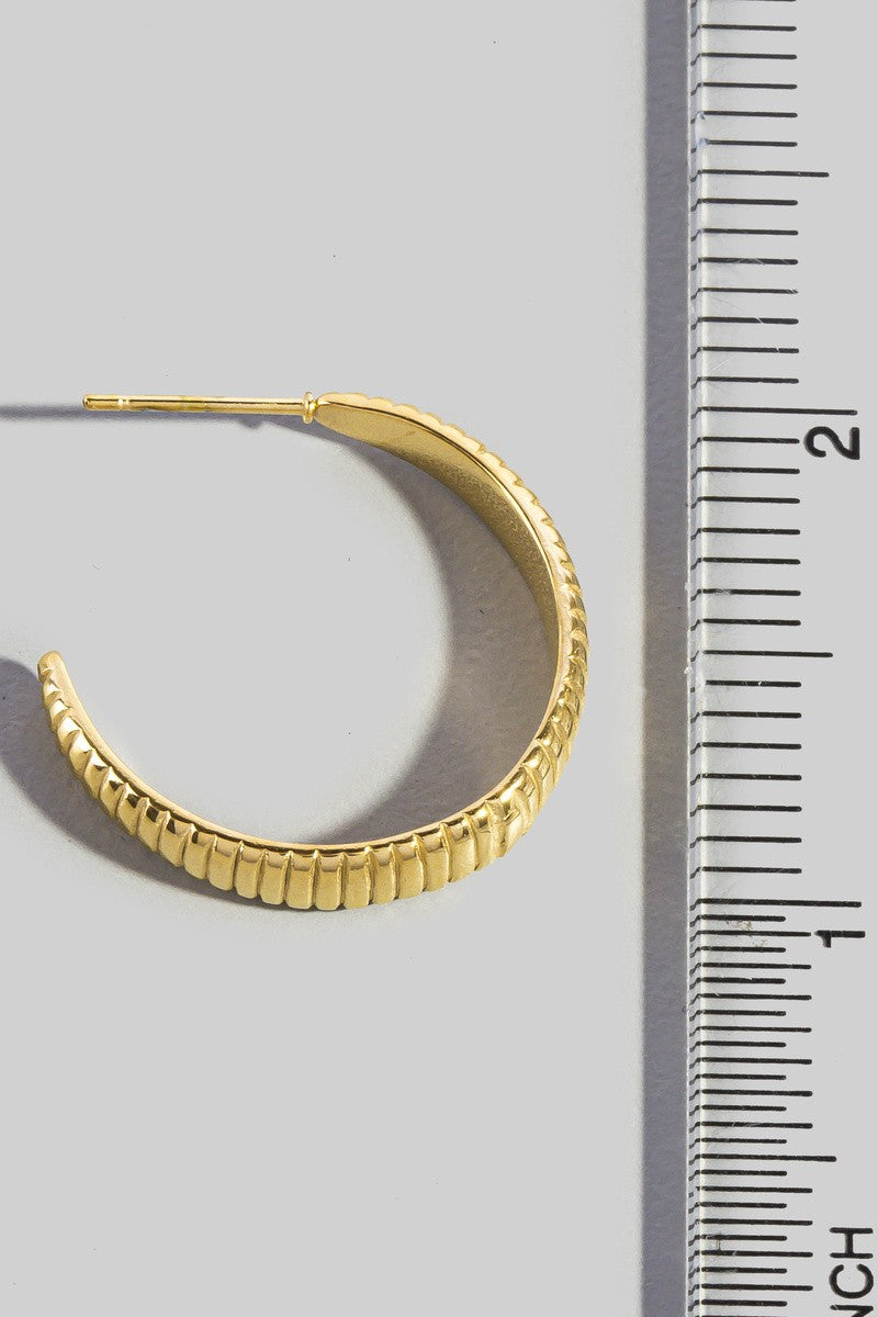 Ribbed Hoop Earrings