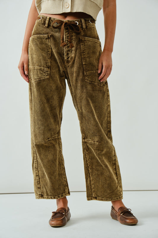 Vivienne Barrel Corduroy Pant