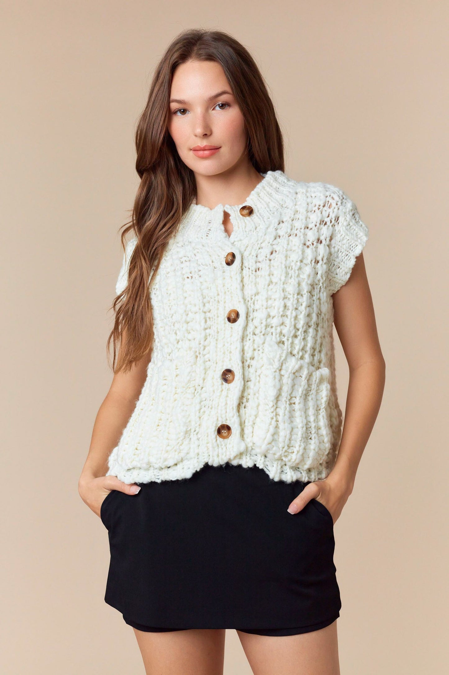 Horn Button Chunky Sweater Vest