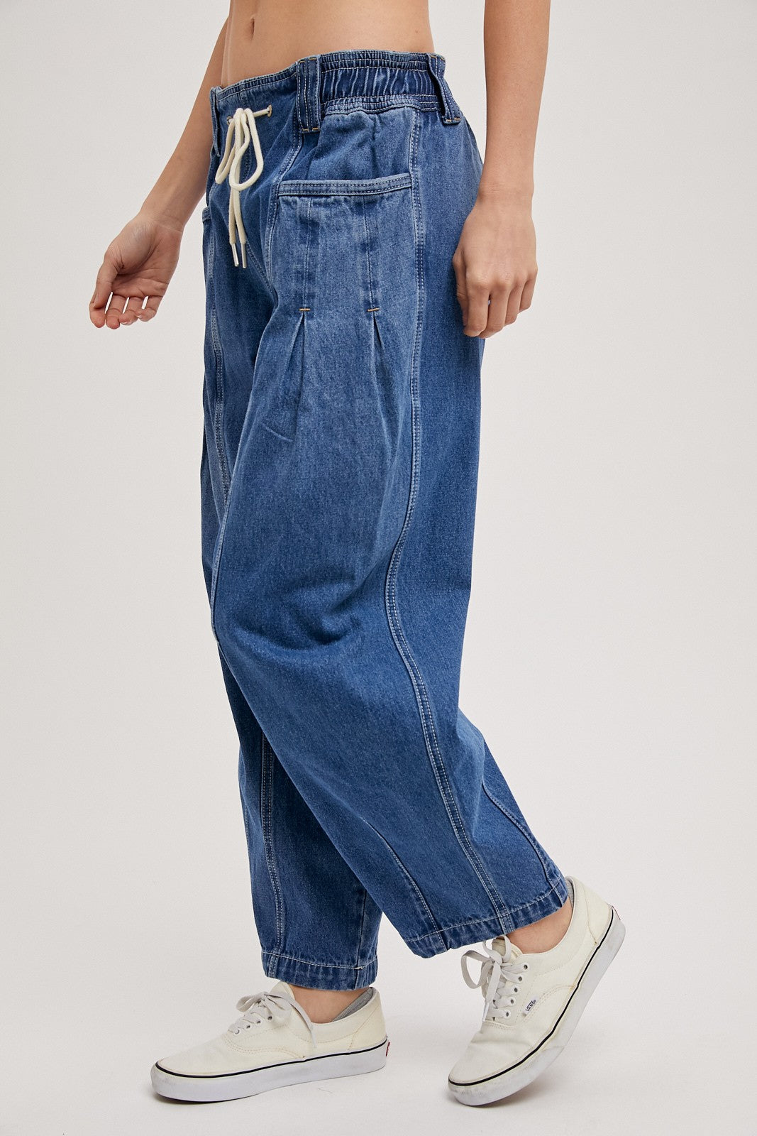 Barrel Low-Rise Drawstring Jean