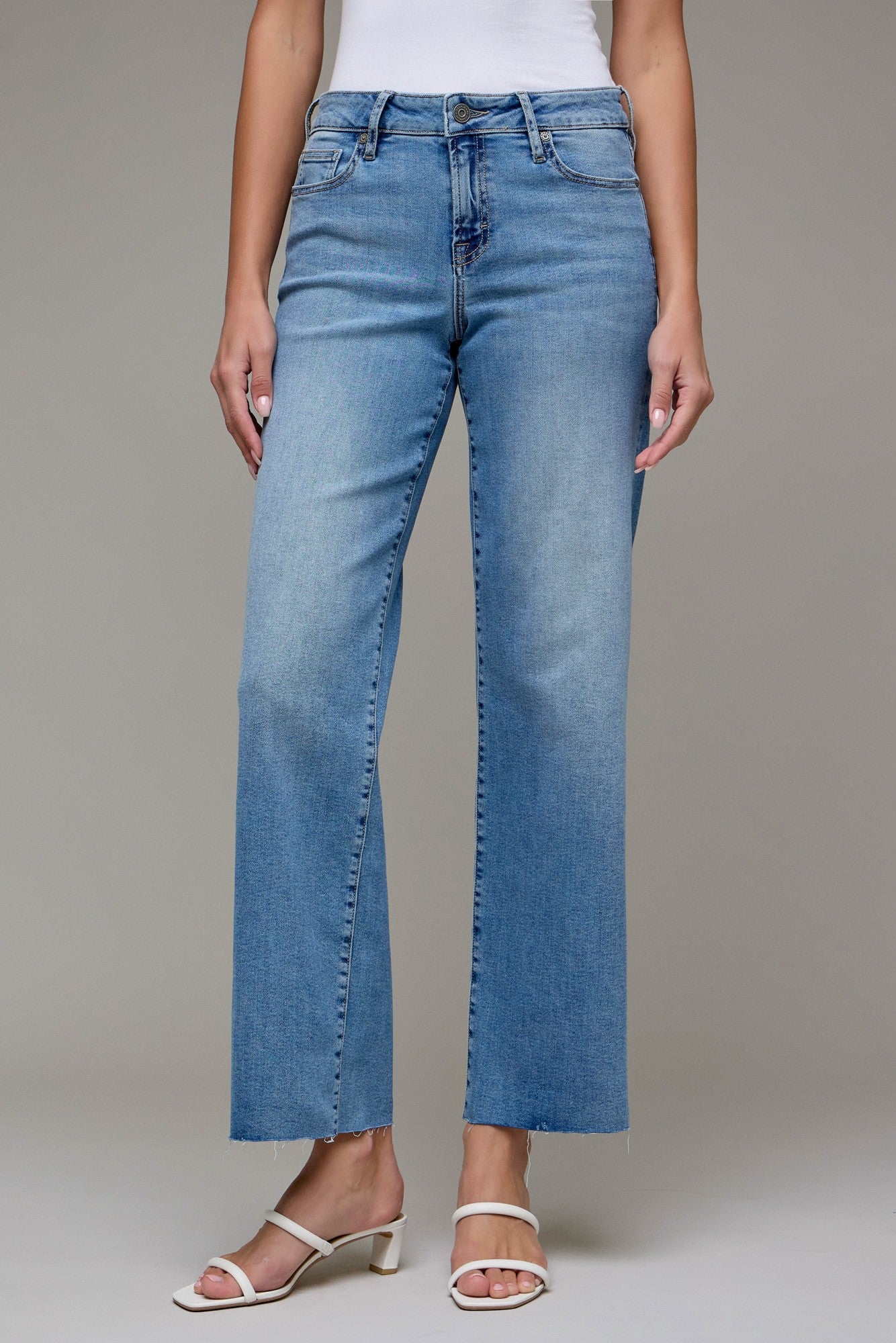 Clean Stretch  Classic Straight Jean
