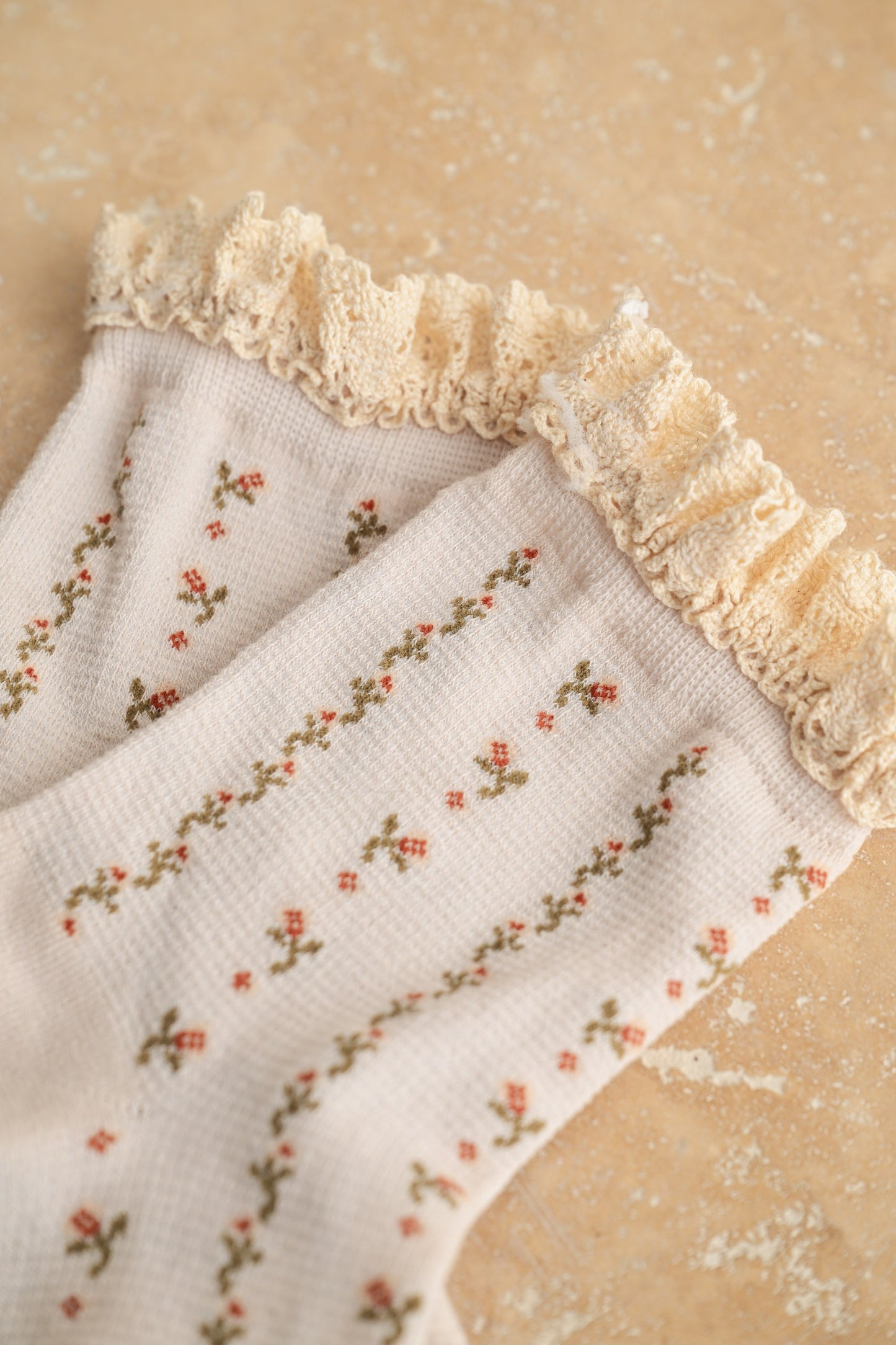 Floral Print Crochet Trim Socks