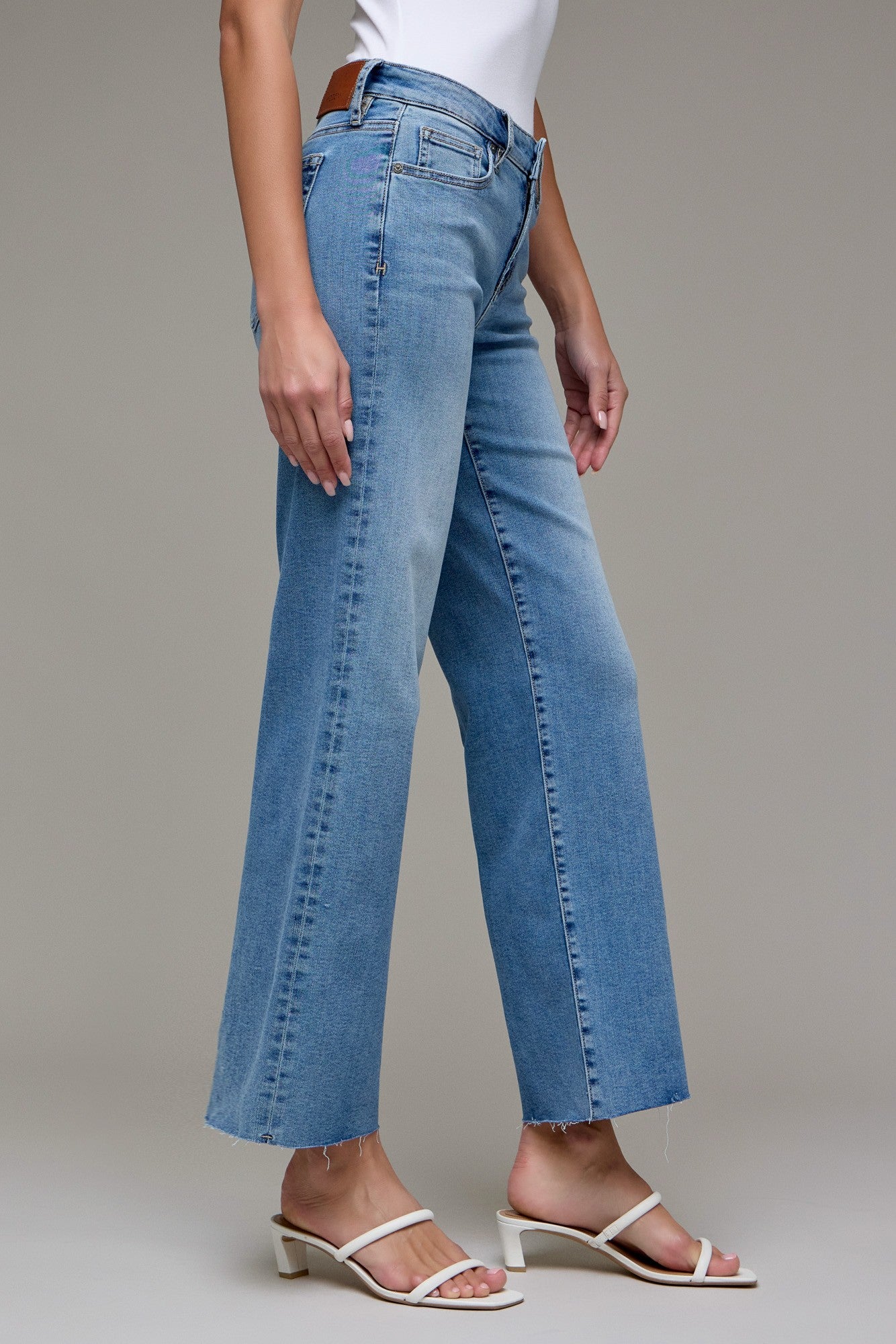 Clean Stretch  Classic Straight Jean