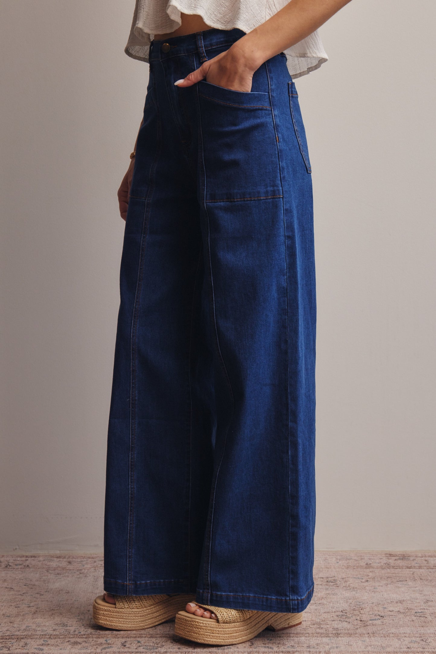 Bessy Wide Leg Stretch Jean