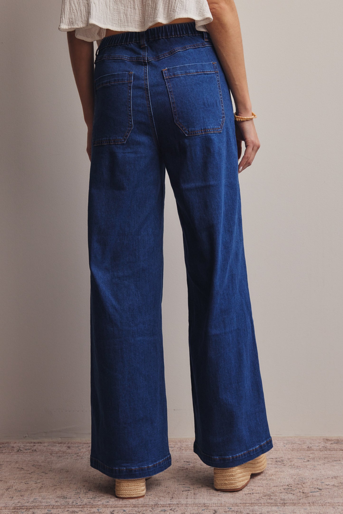 Bessy Wide Leg Stretch Jean